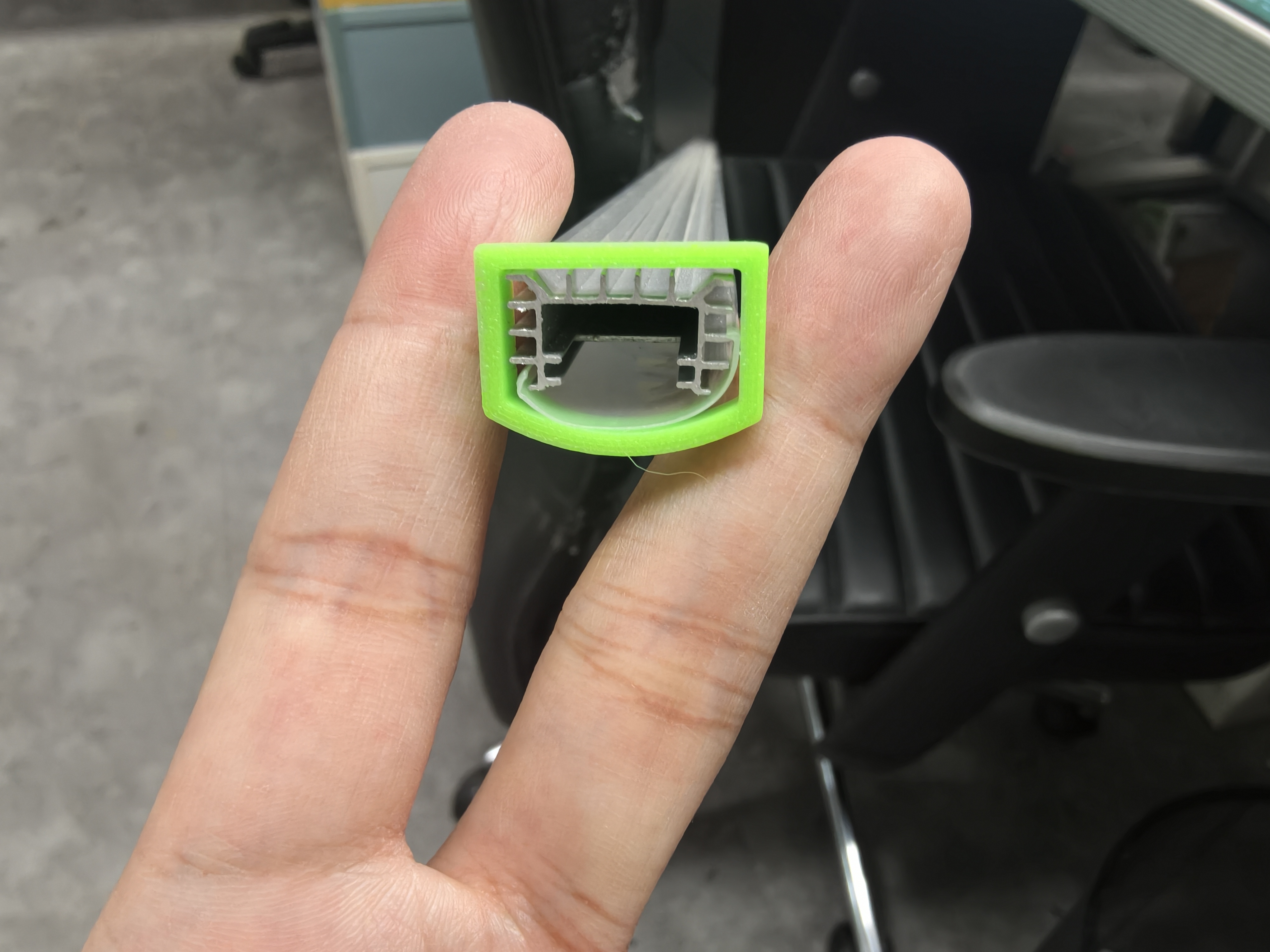 点击放大 图片