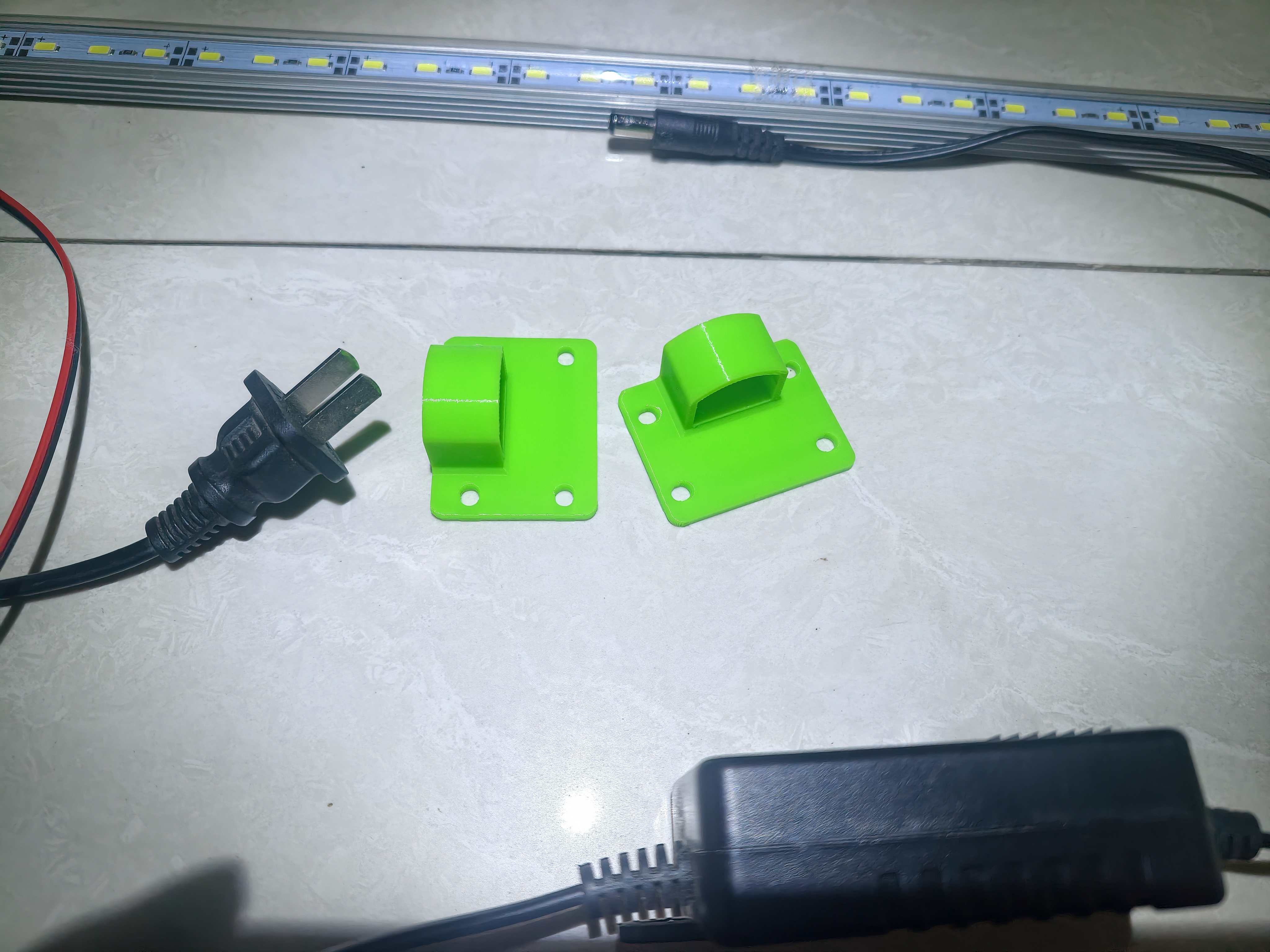 点击放大 图片